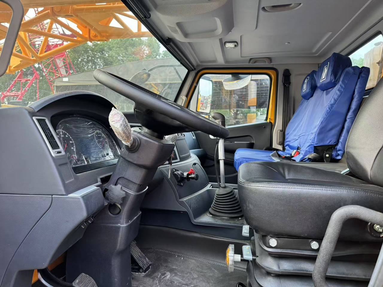 XCMG QY70K - Grua móvel: foto 5 XCMG QY70K - Grua móvel: foto 5