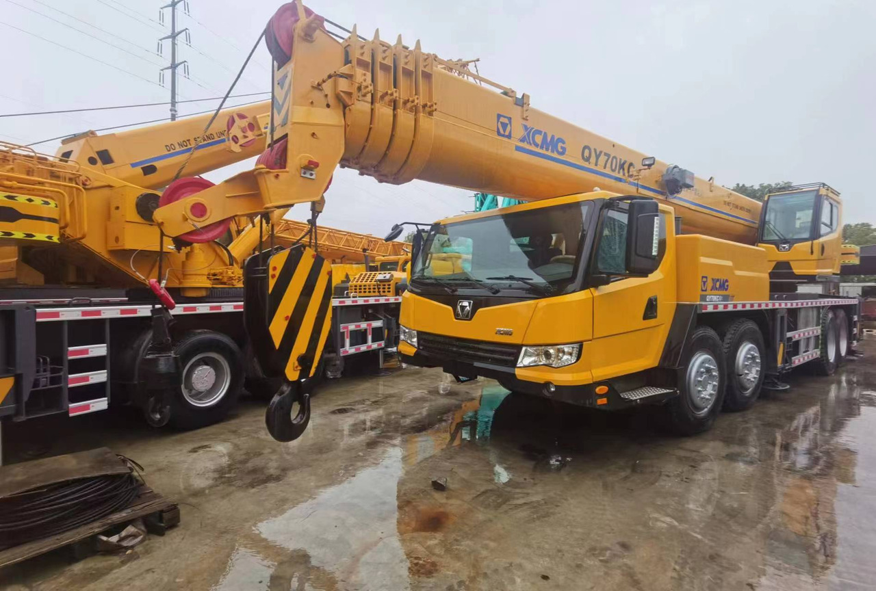 XCMG QY70K - Grua móvel: foto 1 XCMG QY70K - Grua móvel: foto 1