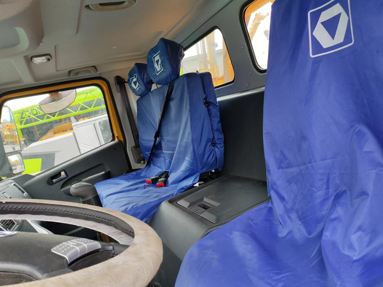 XCMG QY75K - Grua móvel: foto 5 XCMG QY75K - Grua móvel: foto 5