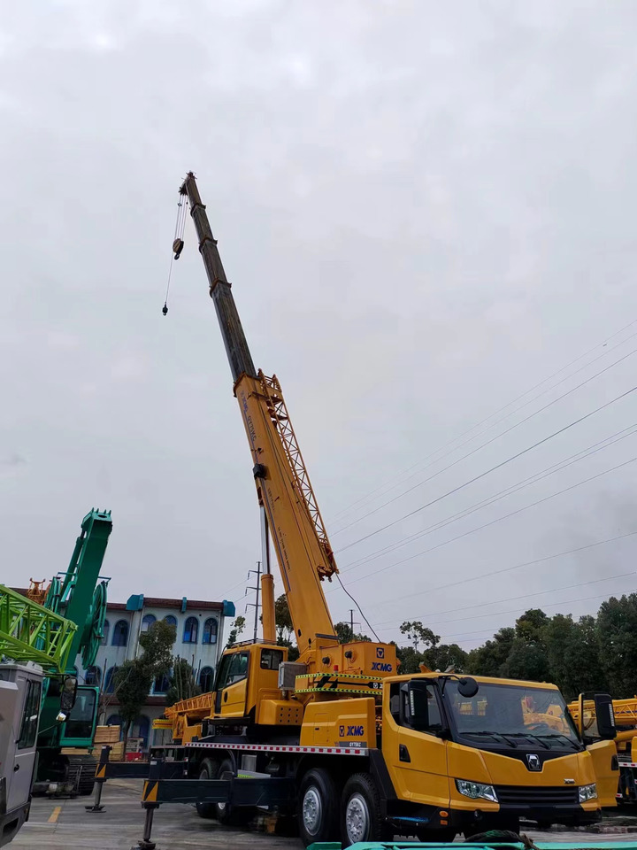 XCMG QY75KC QY75K truck crane 75tons - Grua móvel: foto 4 XCMG QY75KC QY75K truck crane 75tons - Grua móvel: foto 4