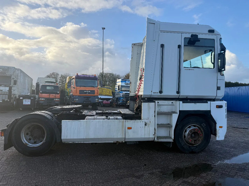 Renault Magnum 440 Tractor unit - Tractor: foto 5 Renault Magnum 440 Tractor unit - Tractor: foto 5