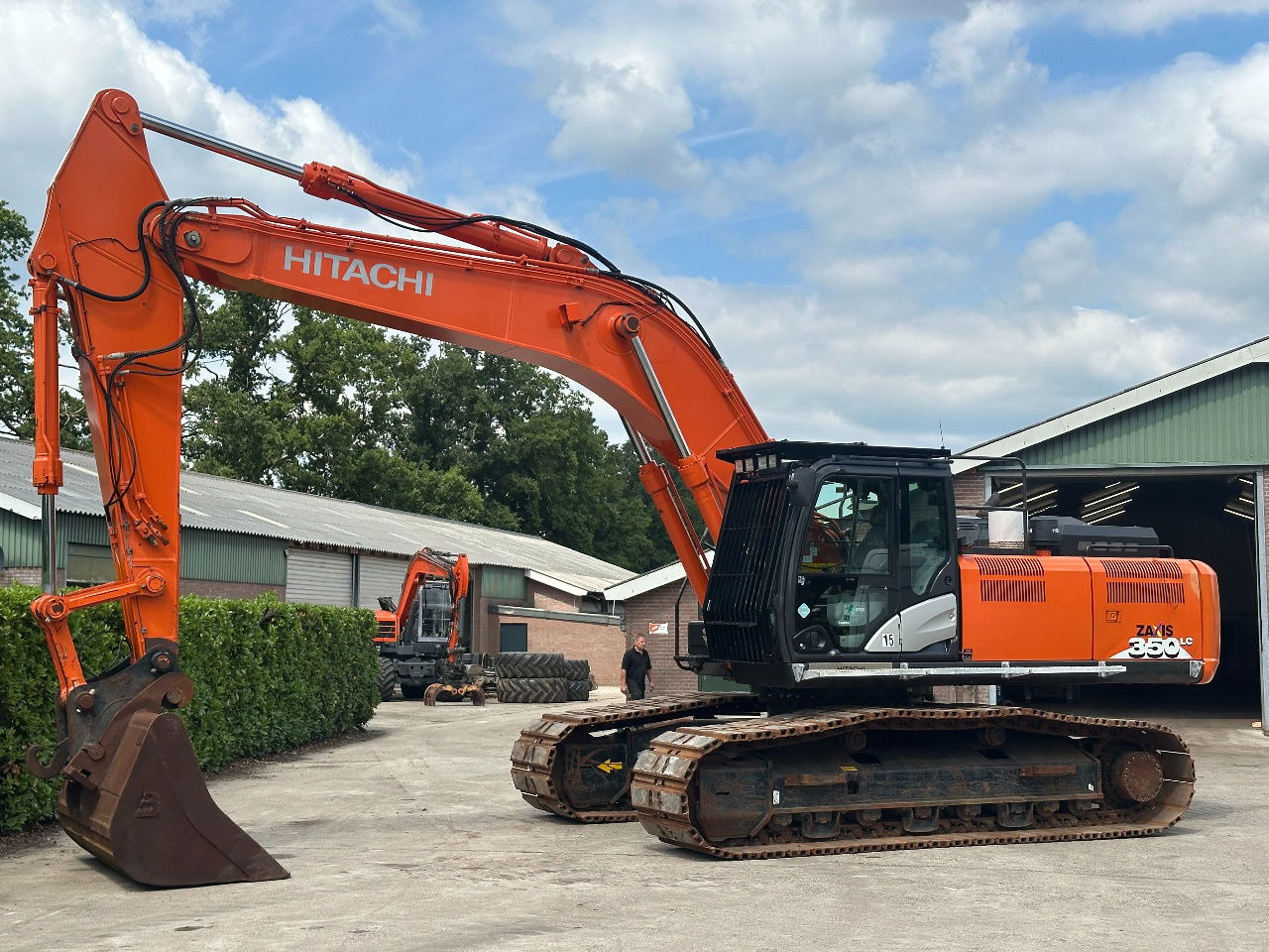 Hitachi ZX350LC-6 - Escavadora de rastos: foto 1 Hitachi ZX350LC-6 - Escavadora de rastos: foto 1