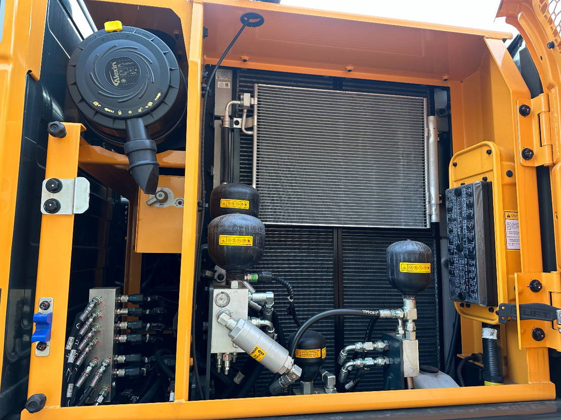 Escavadeira de rodas Hyundai HW140A Nieuw: foto 24