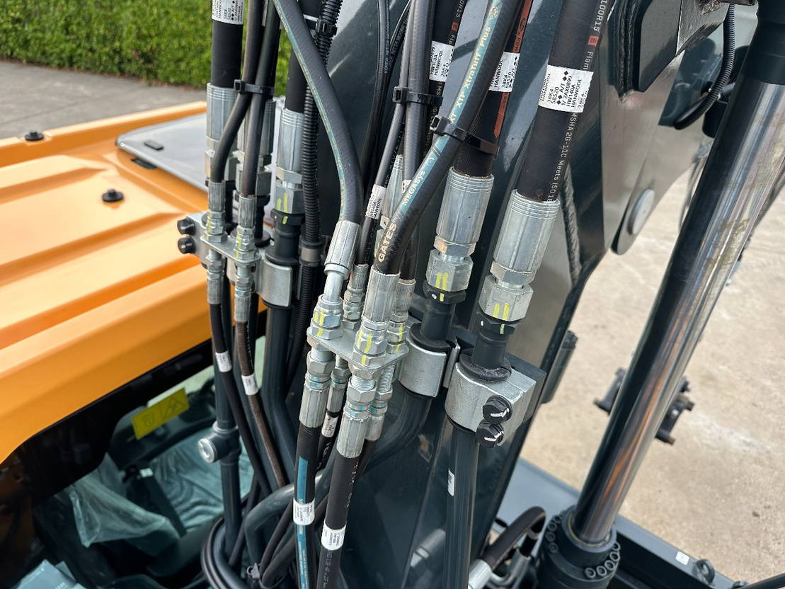 Escavadeira de rodas Hyundai HW140A Nieuw: foto 29