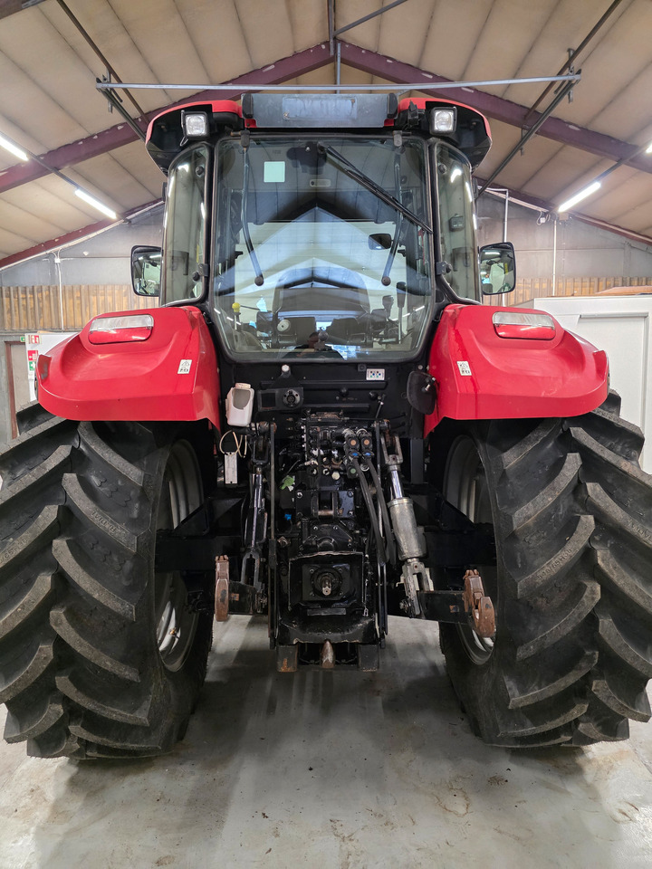 CASE IH Farmall 115U - Trator: foto 4 CASE IH Farmall 115U - Trator: foto 4