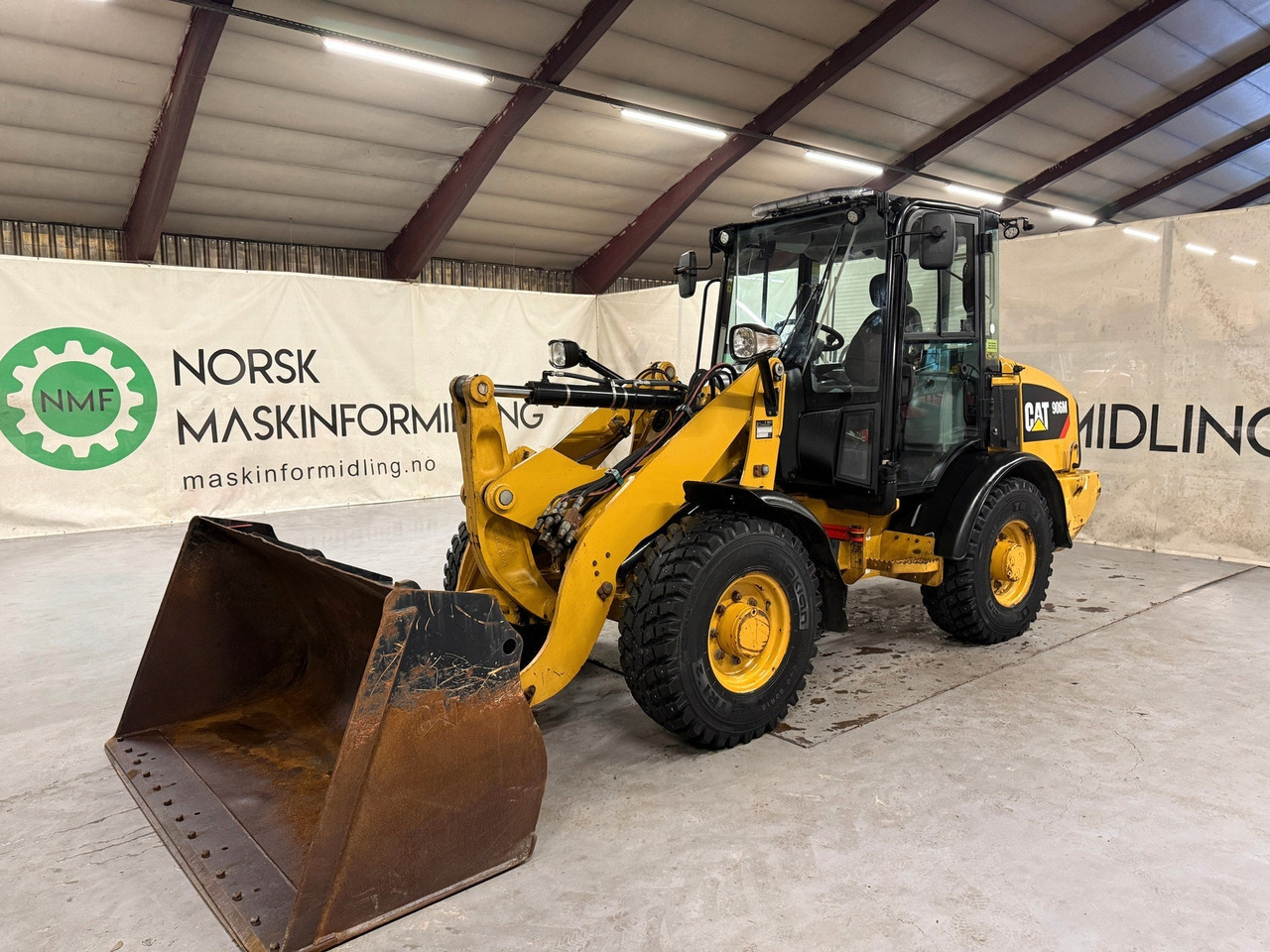 Cat 906M High Flow, 40 km/t med skuff og plog # TIL LEIE# - Pá carregadora de rodas: foto 1 Cat 906M High Flow, 40 km/t med skuff og plog # TIL LEIE# - Pá carregadora de rodas: foto 1