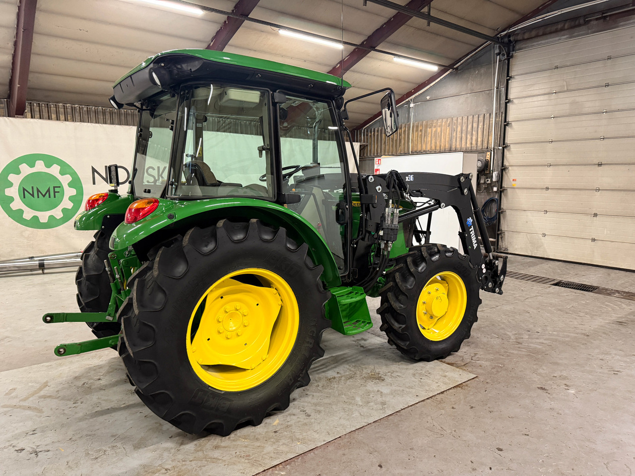 John Deere 5075E - Trator: foto 5 John Deere 5075E - Trator: foto 5