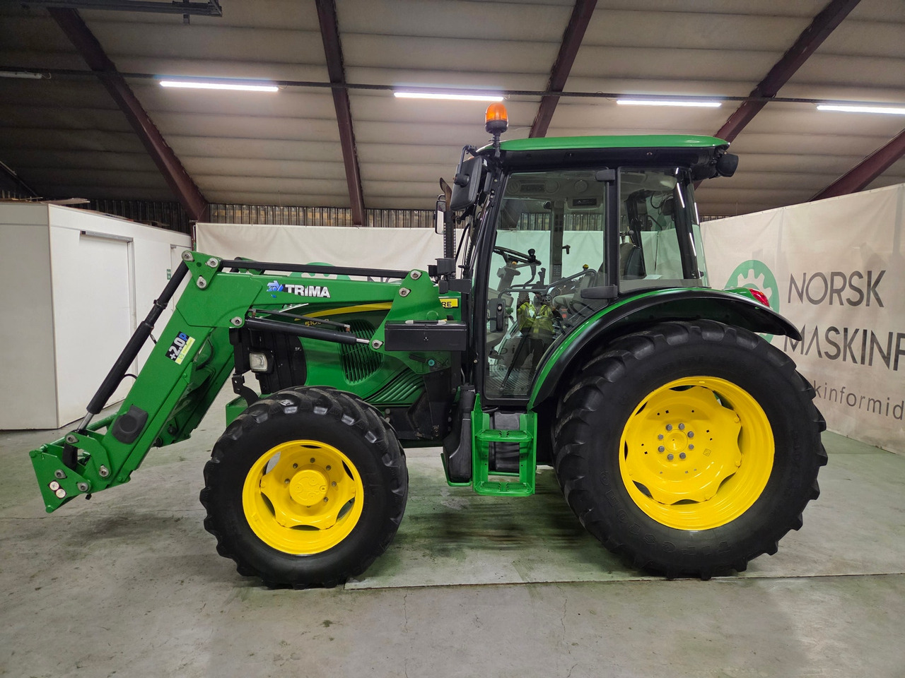 John Deere 5100R #Tar innbytte - Trator: foto 2 John Deere 5100R #Tar innbytte - Trator: foto 2