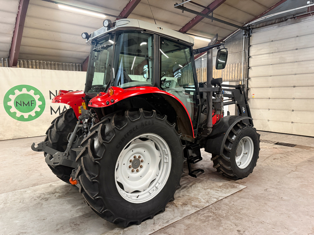 Massey Ferguson 5440 Dyna 4 - Trator: foto 5 Massey Ferguson 5440 Dyna 4 - Trator: foto 5
