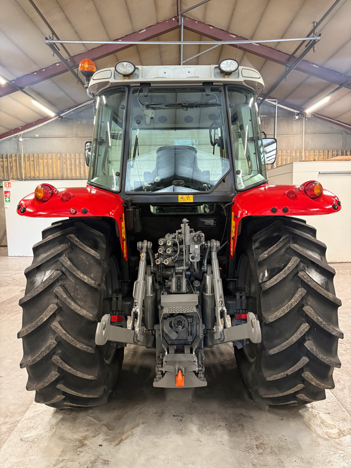 Massey Ferguson 5440 Dyna 4 - Trator: foto 4 Massey Ferguson 5440 Dyna 4 - Trator: foto 4