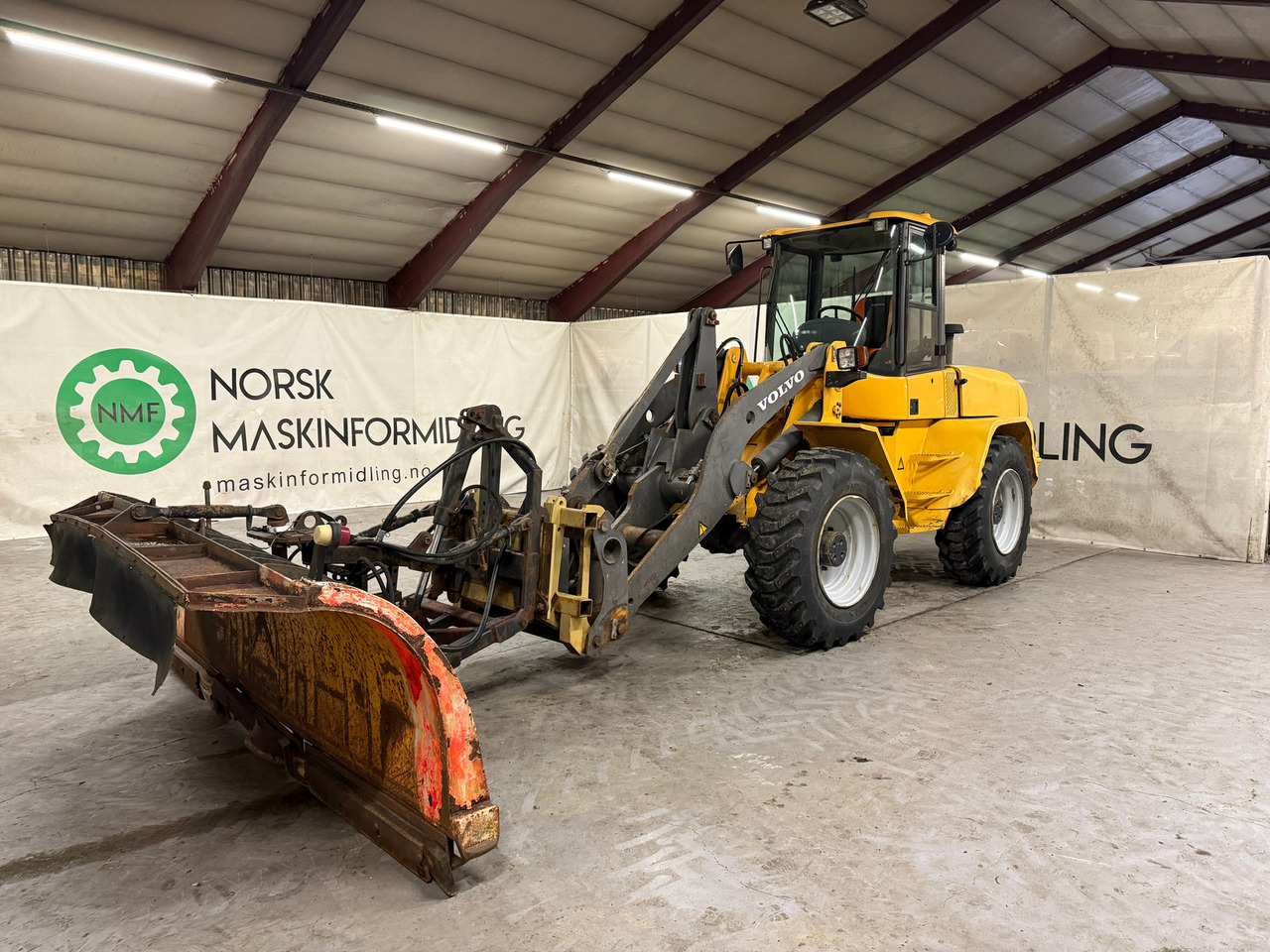 Volvo L40B-TP #Skuffe og Skjær #Kun 3458 timer - Pá carregadora de rodas: foto 1 Volvo L40B-TP #Skuffe og Skjær #Kun 3458 timer - Pá carregadora de rodas: foto 1