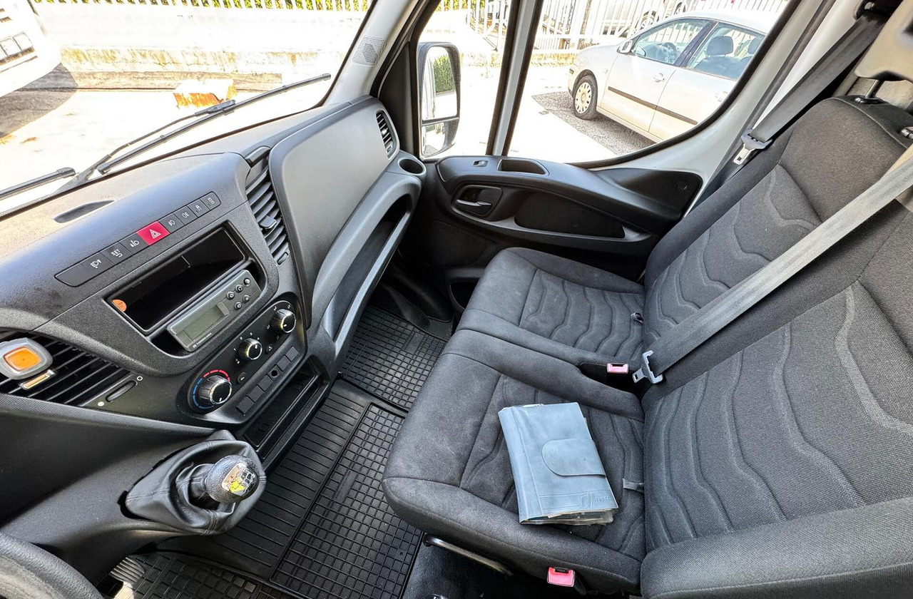 IVECO DAILY 35S15 - FRIGO FRC - PATENTE B - Carrinha frigorífica: foto 5 IVECO DAILY 35S15 - FRIGO FRC - PATENTE B - Carrinha frigorífica: foto 5