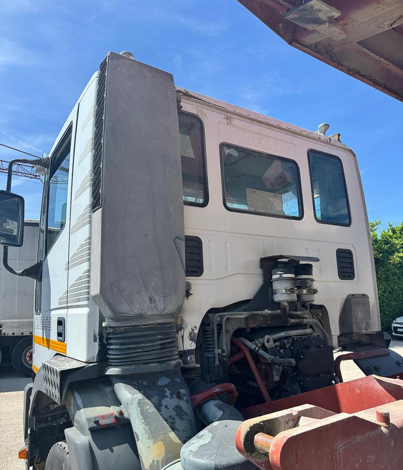 Camião basculante Iveco EuroTrakker 440 - 8X4 tipo: camion ribaltabi: foto 14