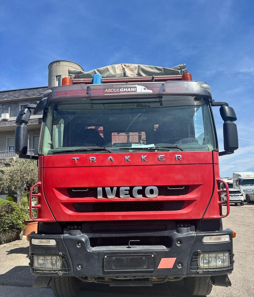 Ribaltabile Iveco Trakker 450 8X4 - Máquina de outro: foto 3 Ribaltabile Iveco Trakker 450 8X4 - Máquina de outro: foto 3