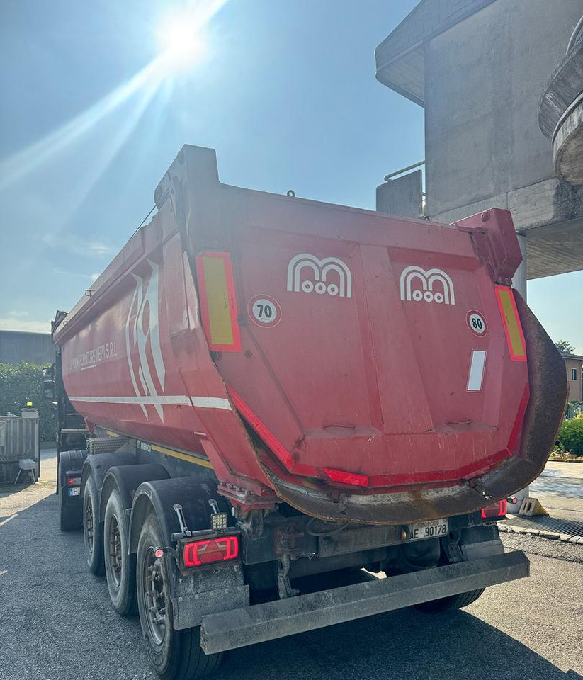 Semirimorchio MENCI VASCA RIBALTABILE - Máquina de outro: foto 5 Semirimorchio MENCI VASCA RIBALTABILE - Máquina de outro: foto 5