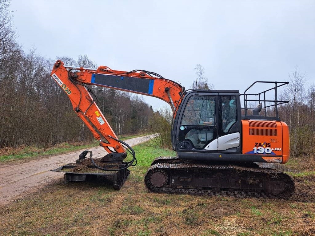 Hitachi ZX 130 LC N-6 - Escavadora de rastos: foto 2 Hitachi ZX 130 LC N-6 - Escavadora de rastos: foto 2