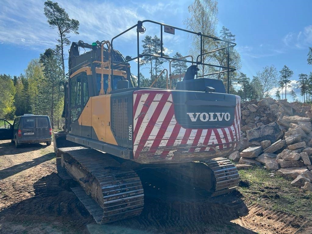 Volvo EC 220 EL - Escavadora de rastos: foto 4 Volvo EC 220 EL - Escavadora de rastos: foto 4
