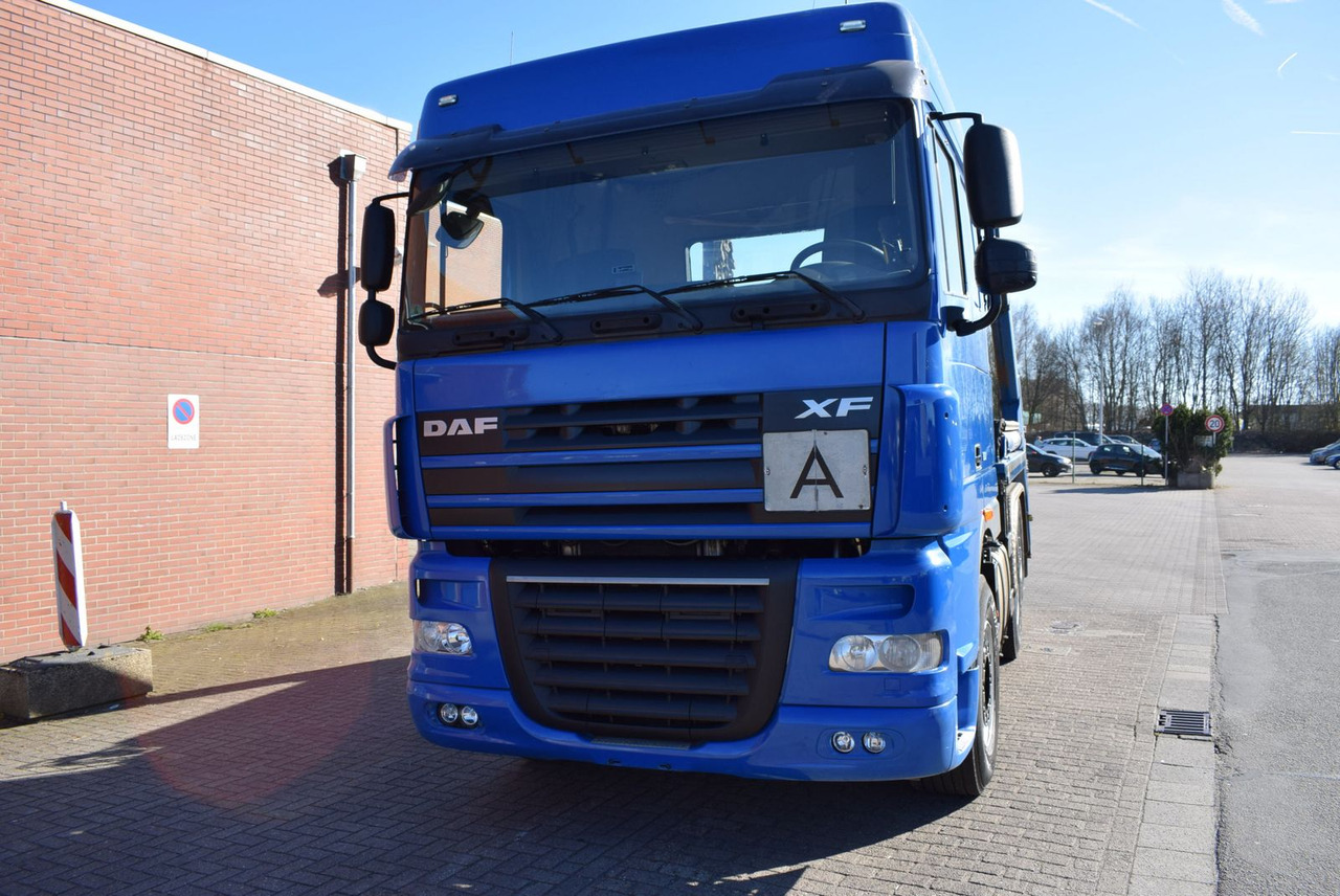 Locação financeira de  DAF  XF 510 Meiller Kipper 6X2 EURO5 Fernbedienung DAF  XF 510 Meiller Kipper 6X2 EURO5 Fernbedienung: foto 10