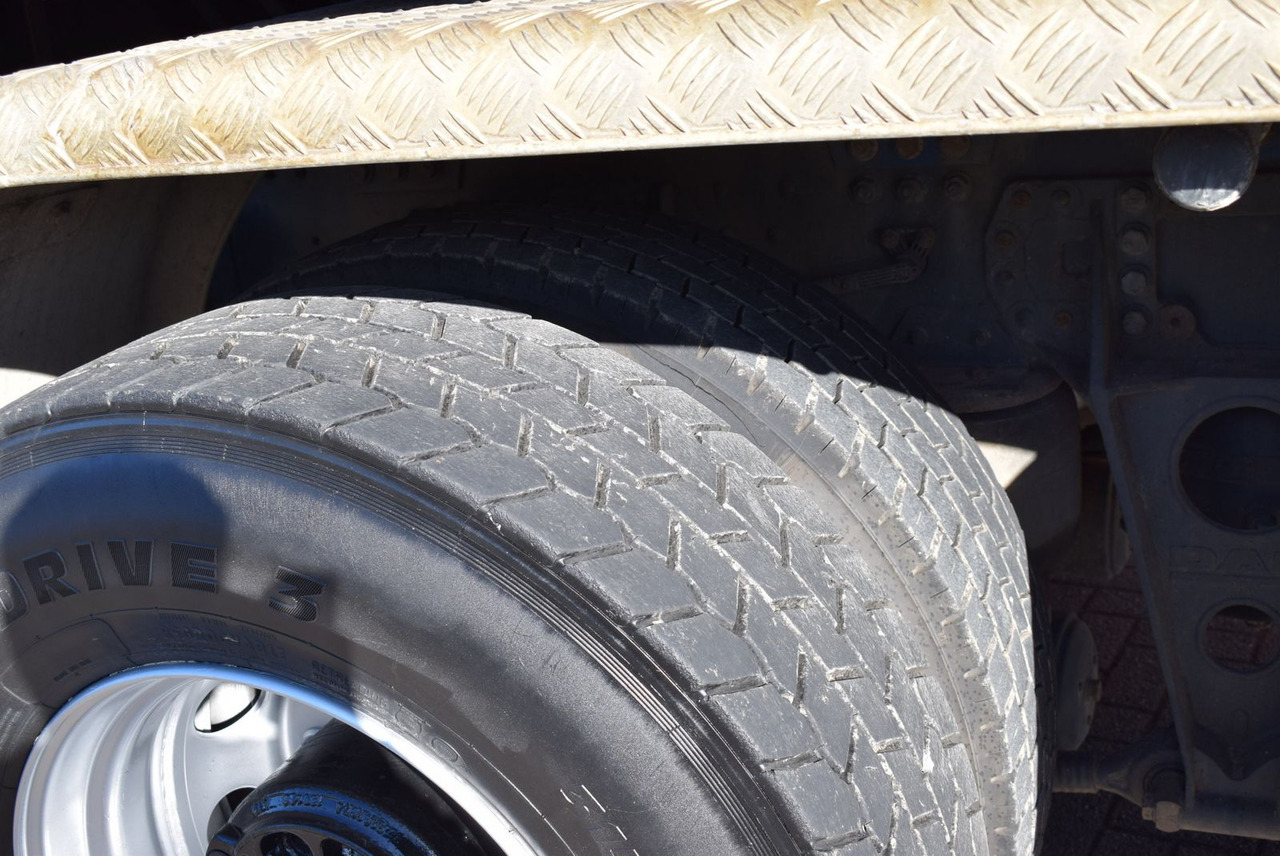 Locação financeira de  DAF  XF 510 Meiller Kipper 6X2 EURO5 Fernbedienung DAF  XF 510 Meiller Kipper 6X2 EURO5 Fernbedienung: foto 18