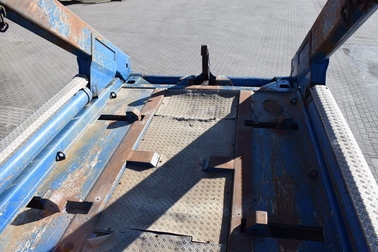 Locação financeira de  DAF  XF 510 Meiller Kipper 6X2 EURO5 Fernbedienung DAF  XF 510 Meiller Kipper 6X2 EURO5 Fernbedienung: foto 12