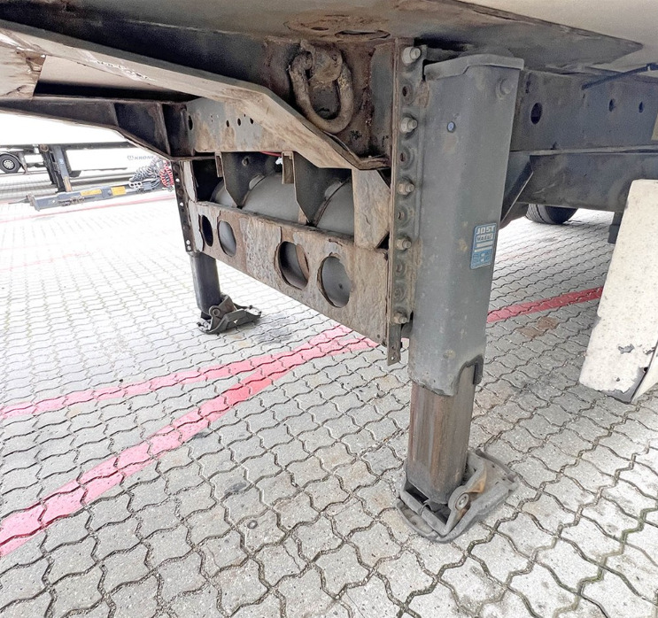 Semi-reboque frigorífico KRONE SD: foto 15