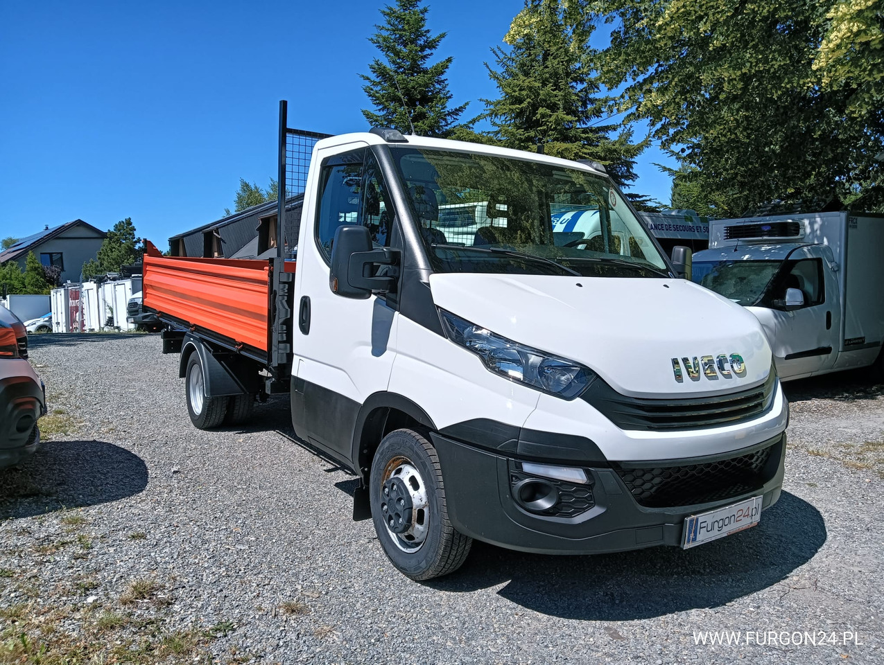 Carrinha basculante IVECO DAILY 35C14 WYWROTKA KIPER Z NAJAZDAMI NR 841: foto 11 Carrinha basculante IVECO DAILY 35C14 WYWROTKA KIPER Z NAJAZDAMI NR 841: foto 11