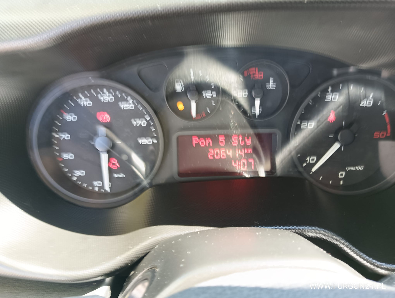 Carrinha basculante IVECO DAILY 35C14 WYWROTKA KIPER Z NAJAZDAMI NR 841: foto 18 Carrinha basculante IVECO DAILY 35C14 WYWROTKA KIPER Z NAJAZDAMI NR 841: foto 18