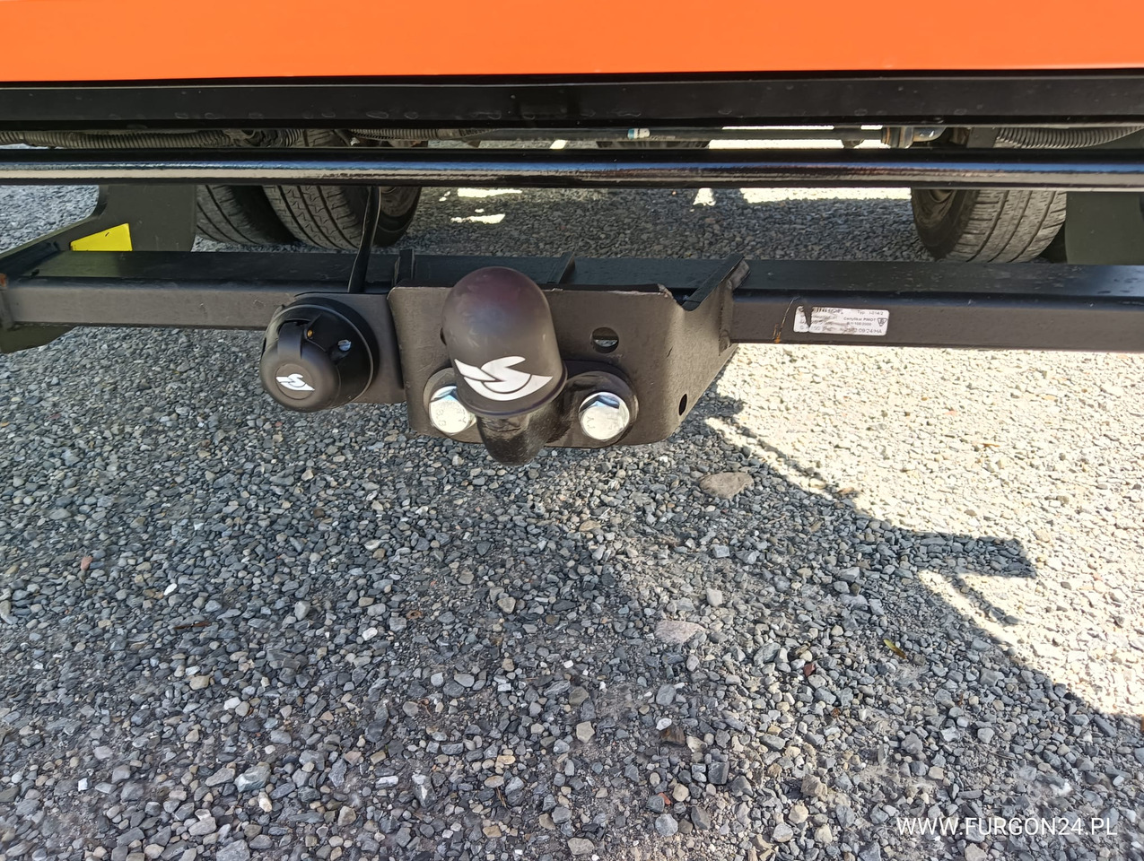 Carrinha basculante IVECO DAILY 35C14 WYWROTKA KIPER Z NAJAZDAMI NR 841: foto 8 Carrinha basculante IVECO DAILY 35C14 WYWROTKA KIPER Z NAJAZDAMI NR 841: foto 8