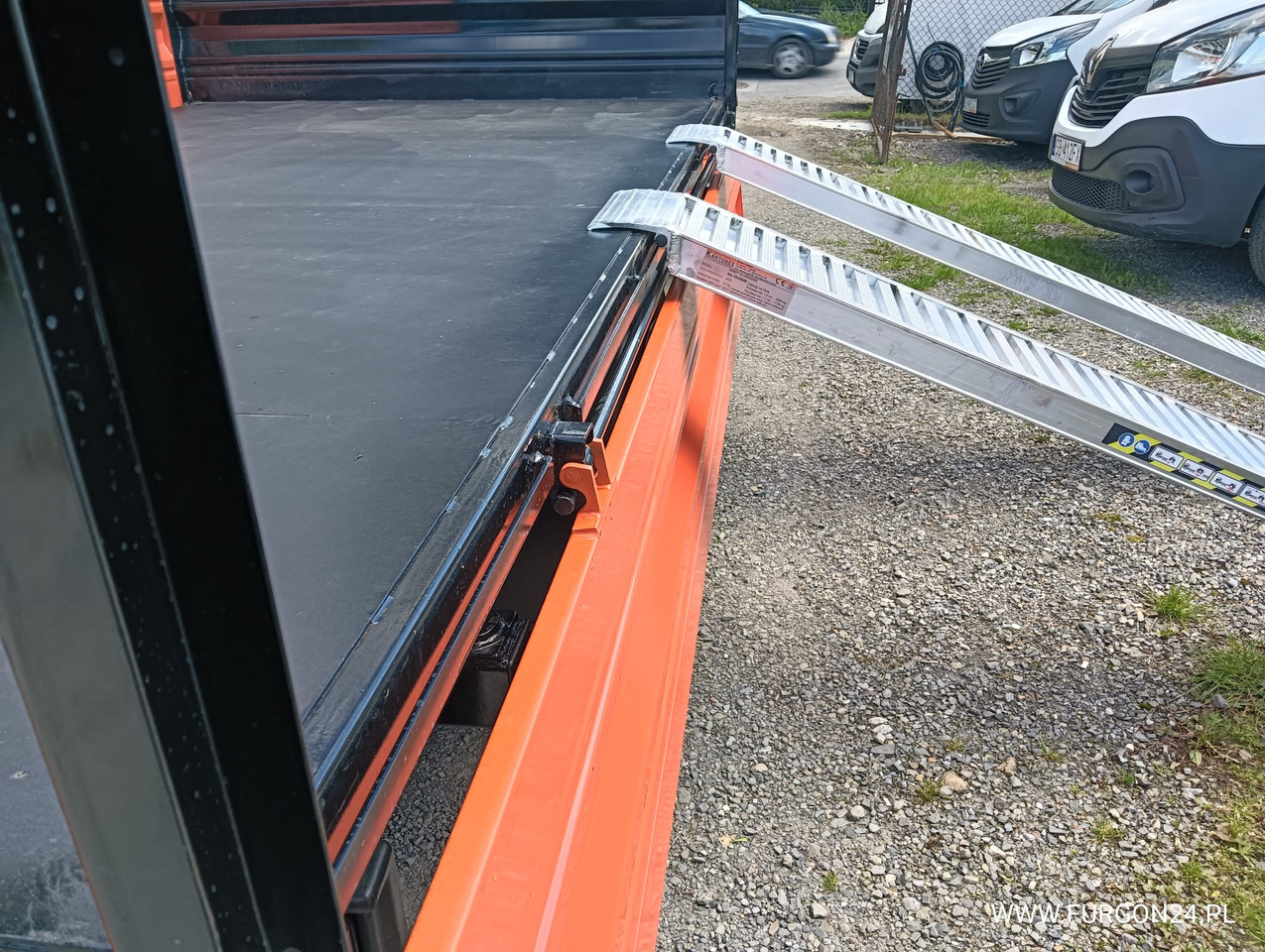 Carrinha basculante IVECO DAILY 35C14 WYWROTKA KIPER Z NAJAZDAMI NR 841: foto 20 Carrinha basculante IVECO DAILY 35C14 WYWROTKA KIPER Z NAJAZDAMI NR 841: foto 20