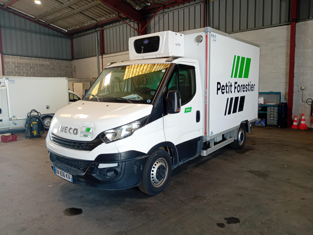 IVECO DAILY 35S12 KONTENER CHŁODNIA MROŹNIA NR 875 - Carrinha frigorífica: foto 1 IVECO DAILY 35S12 KONTENER CHŁODNIA MROŹNIA NR 875 - Carrinha frigorífica: foto 1