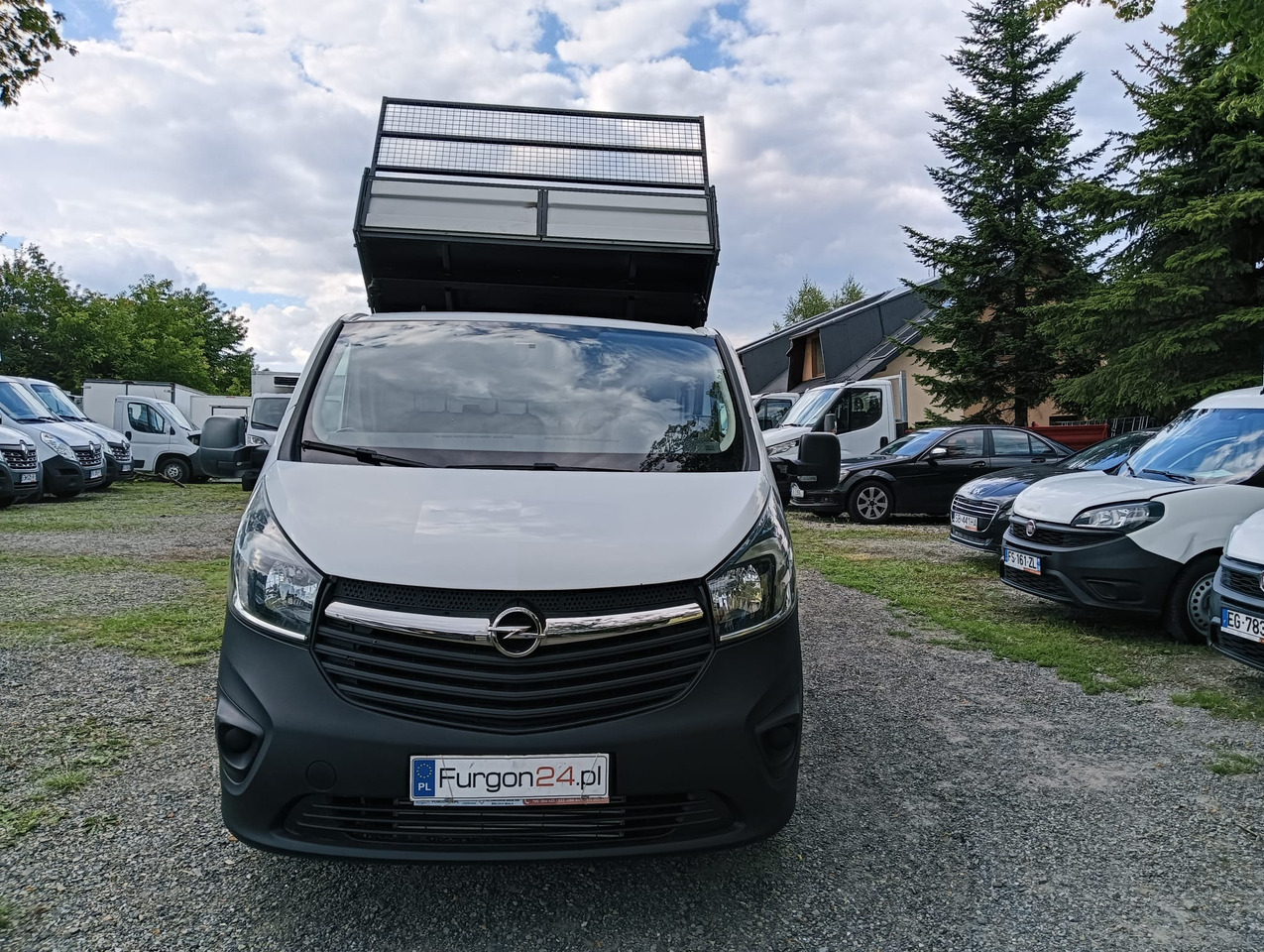 OPEL VIVARO WYWROTKA KIPER Z NAJAZDAMI NR 870 - Carrinha basculante: foto 2 OPEL VIVARO WYWROTKA KIPER Z NAJAZDAMI NR 870 - Carrinha basculante: foto 2