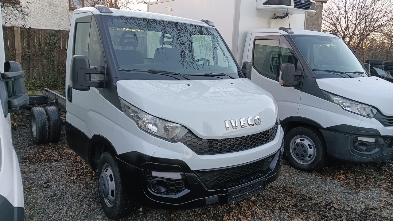 IVECO DAILY 35C13 RAMA DO ZABUDOWY NR 883 - Veículo comercial: foto 3 IVECO DAILY 35C13 RAMA DO ZABUDOWY NR 883 - Veículo comercial: foto 3