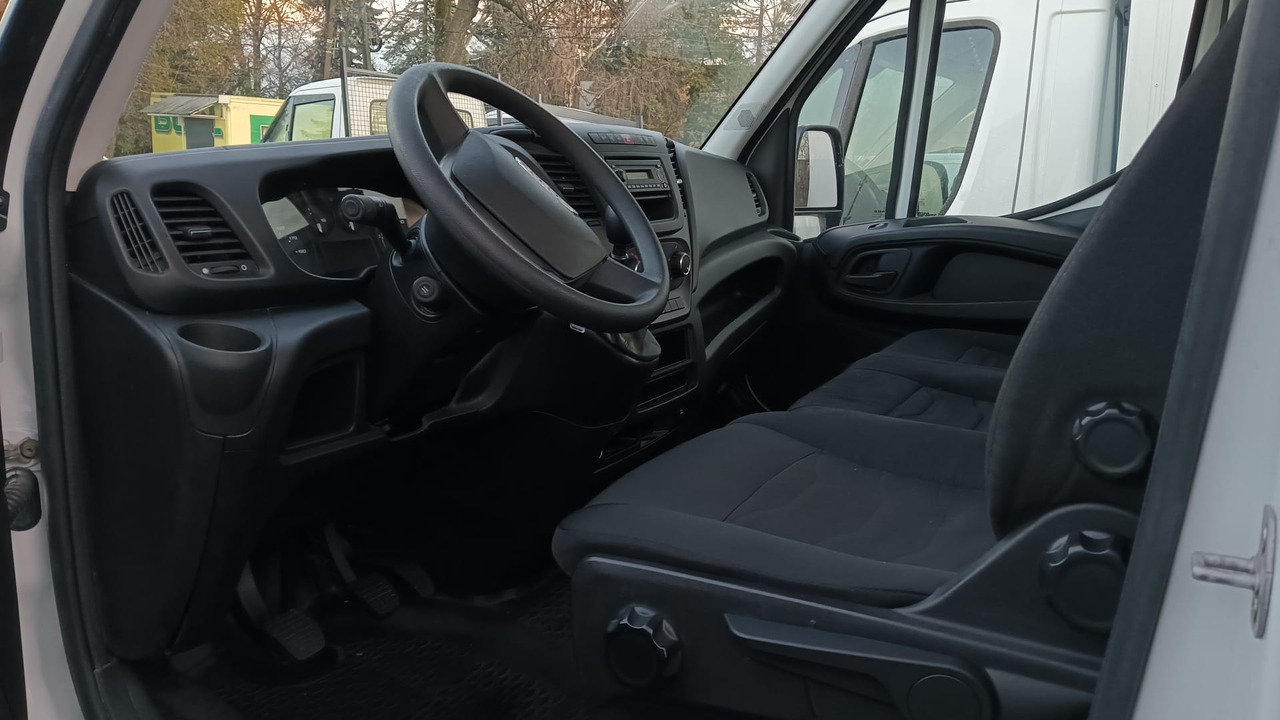 IVECO DAILY 35C13 RAMA DO ZABUDOWY NR 883 - Veículo comercial: foto 5 IVECO DAILY 35C13 RAMA DO ZABUDOWY NR 883 - Veículo comercial: foto 5