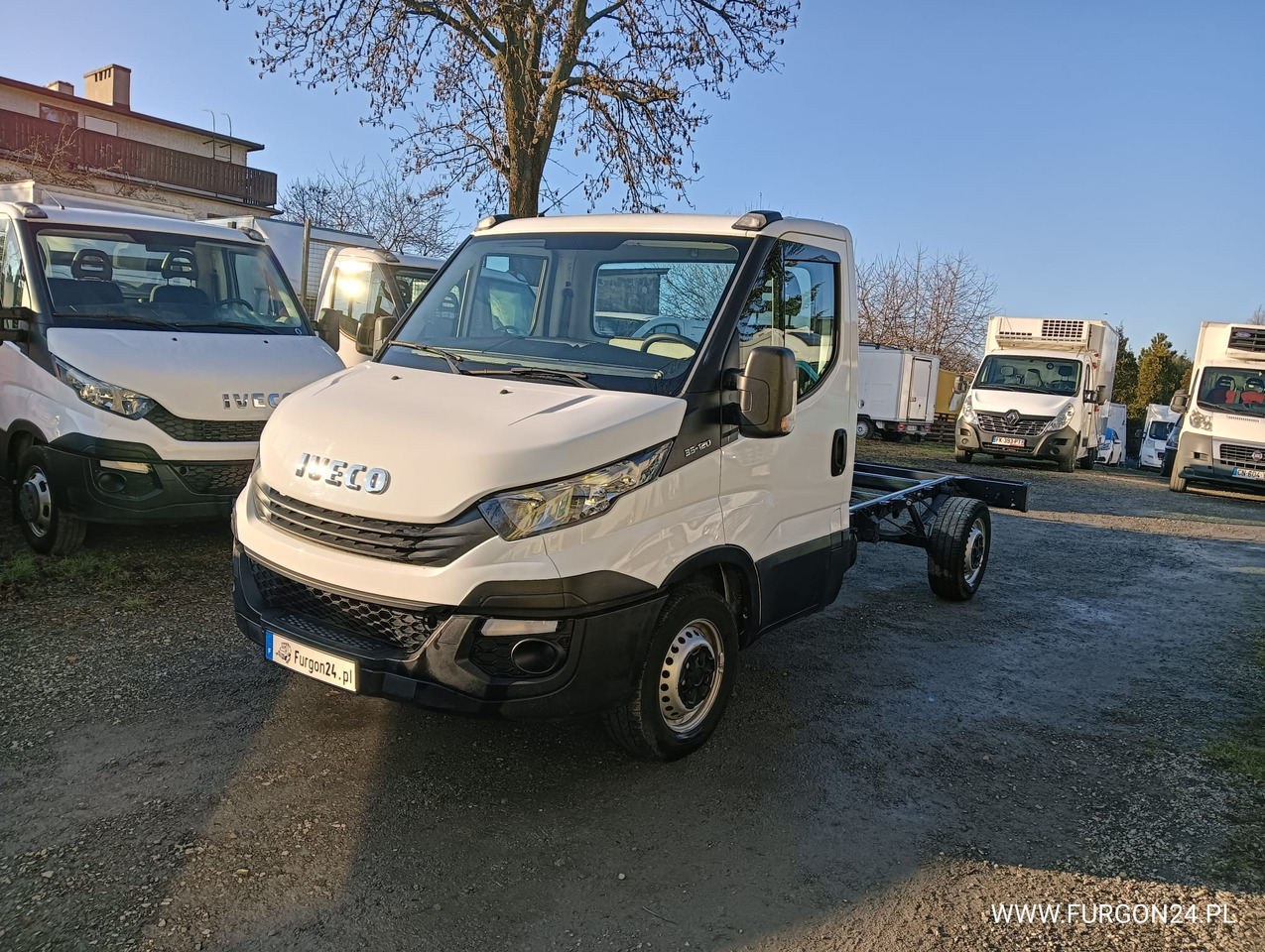 IVECO DAILY 35S13 RAMA DO ZABUDOWY NR 872 - Veículo comercial: foto 1 IVECO DAILY 35S13 RAMA DO ZABUDOWY NR 872 - Veículo comercial: foto 1