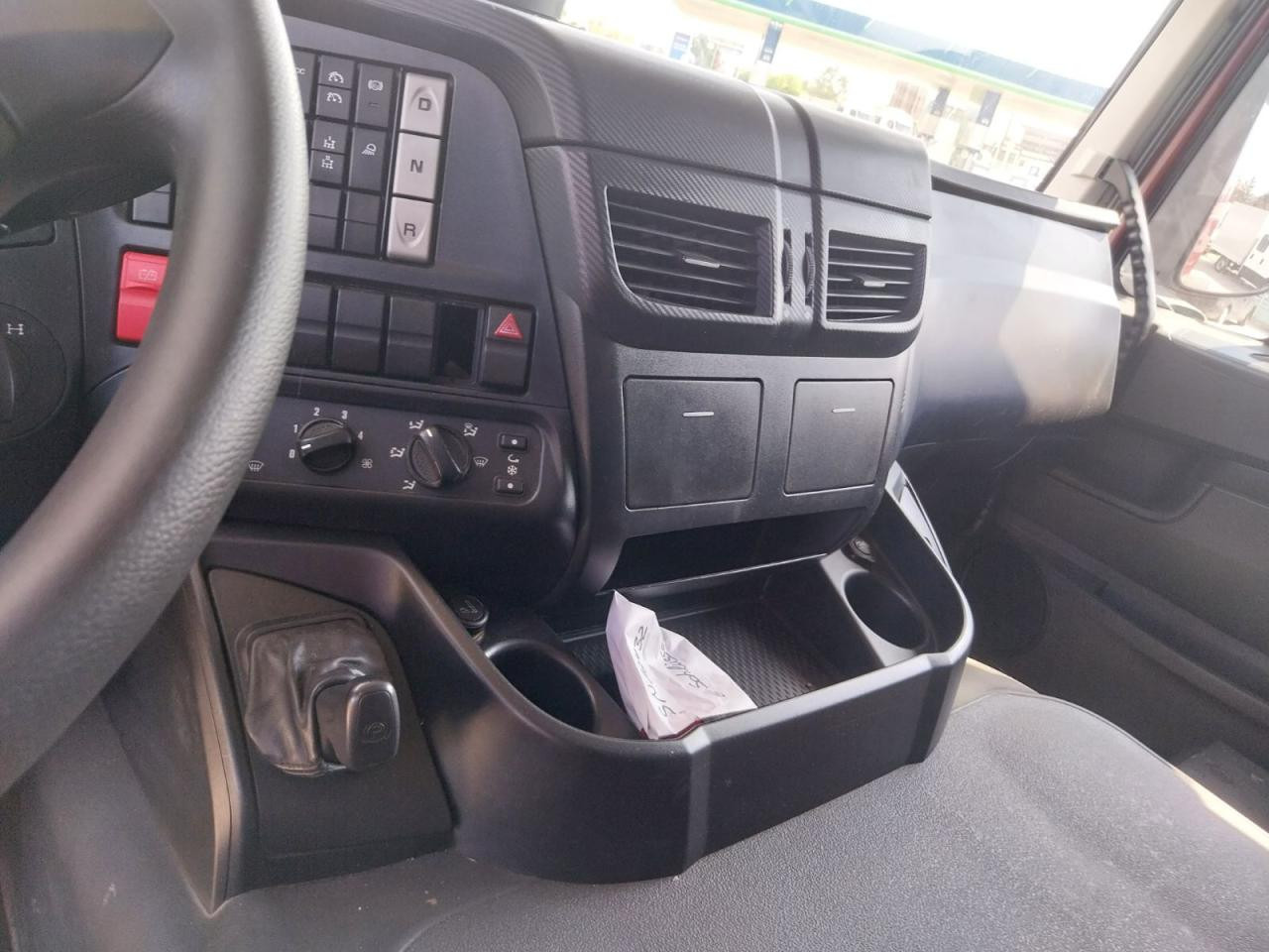 Locação financeira de IVECO Stralis AS440S40TP IVECO Stralis AS440S40TP: foto 15