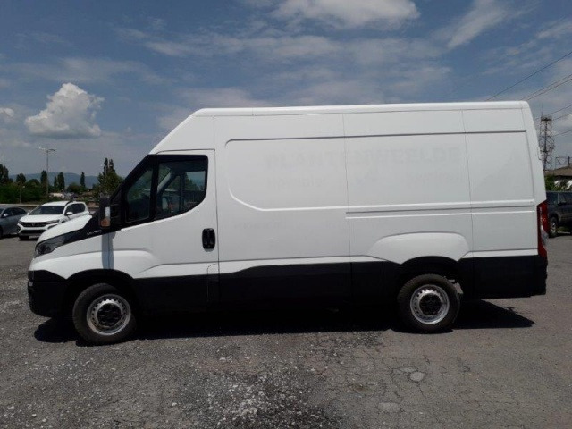 IVECO 35S15V - Furgão: foto 5 IVECO 35S15V - Furgão: foto 5