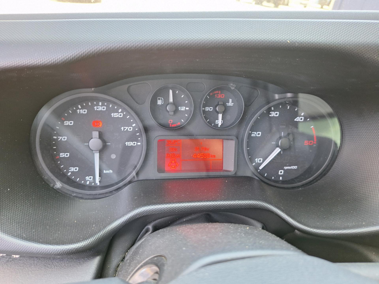 IVECO Daily 35 C 16 - Carrinha de contentor: foto 2 IVECO Daily 35 C 16 - Carrinha de contentor: foto 2