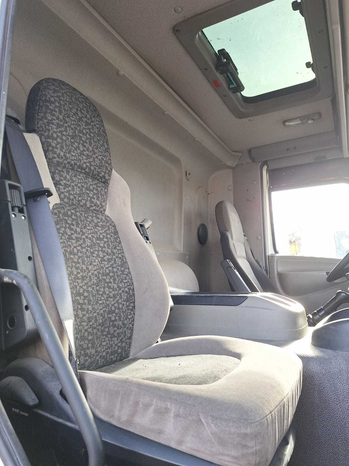 Camião polibenne DAF CF: foto 11 Camião polibenne DAF CF: foto 11