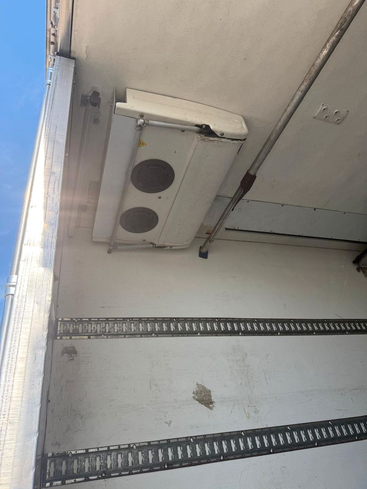 Locação financeira de  Volvo FL 240 Carrier Easy Cold+Hebebühne Volvo FL 240 Carrier Easy Cold+Hebebühne: foto 18