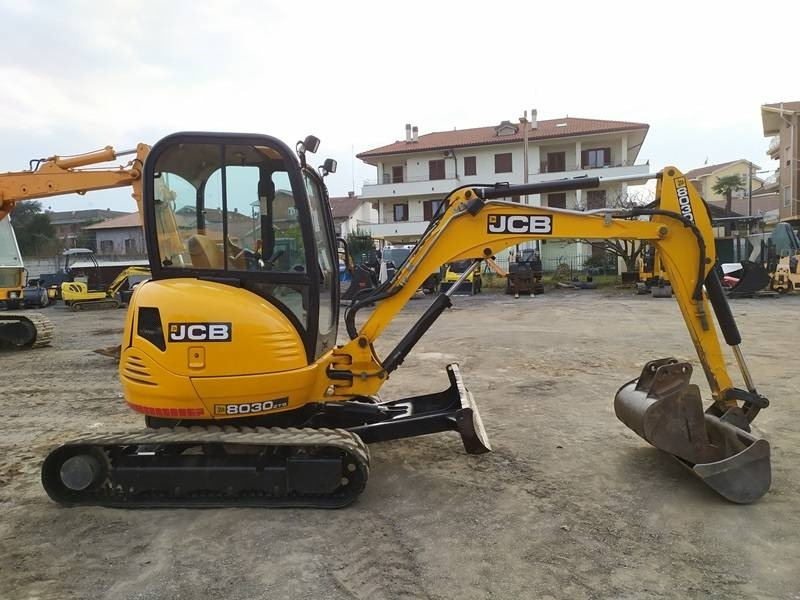 JCB 8030 ZTS - Mini escavadeira: foto 4 JCB 8030 ZTS - Mini escavadeira: foto 4