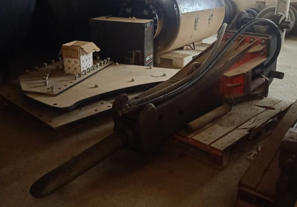 Rammer E 68 - Martelo hidráulico para Máquina de construção: foto 1 Rammer E 68 - Martelo hidráulico para Máquina de construção: foto 1