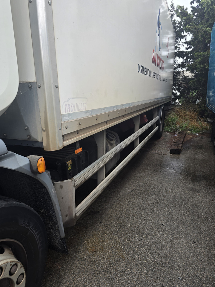 DAF LF 320 - Camião furgão: foto 5 DAF LF 320 - Camião furgão: foto 5