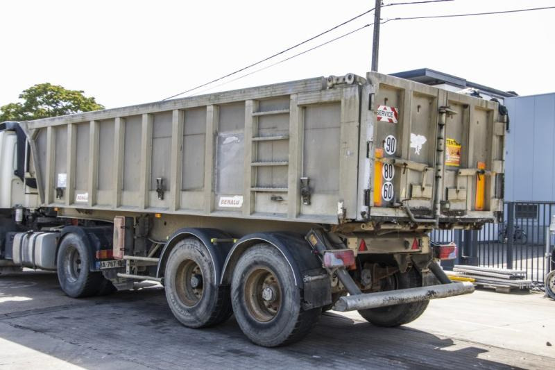 Benalu ALU + 2X BLAD/BLAD-SPRING-STEEL - Semi-reboque basculante: foto 4 Benalu ALU + 2X BLAD/BLAD-SPRING-STEEL - Semi-reboque basculante: foto 4