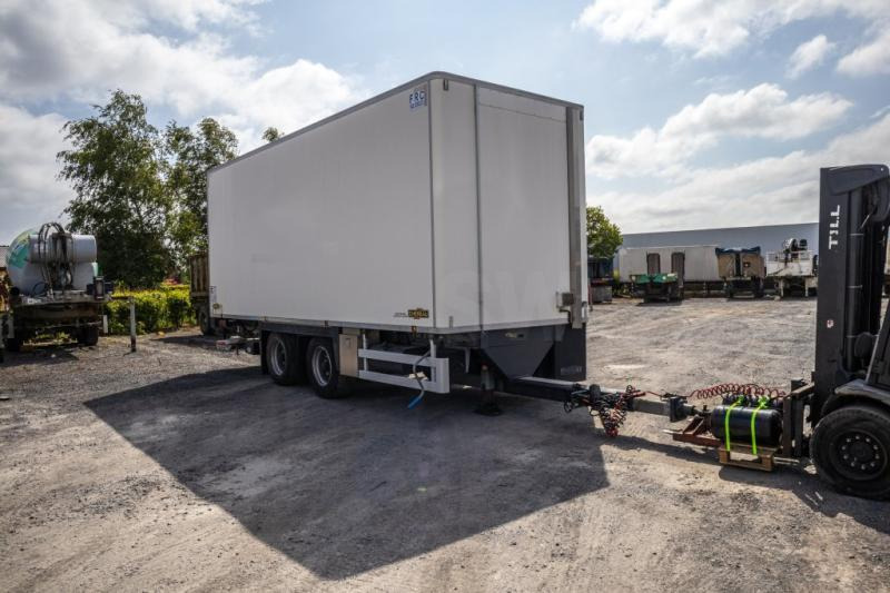 Chereau CHEREAU+CARRIER+DHOLLANDIA 2.5 T. - Reboque furgão: foto 4 Chereau CHEREAU+CARRIER+DHOLLANDIA 2.5 T. - Reboque furgão: foto 4