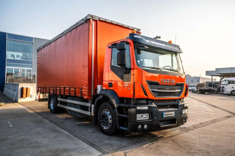 Iveco STRALIS 270 (19t) GAZ/LPG - Camião de lona: foto 2 Iveco STRALIS 270 (19t) GAZ/LPG - Camião de lona: foto 2
