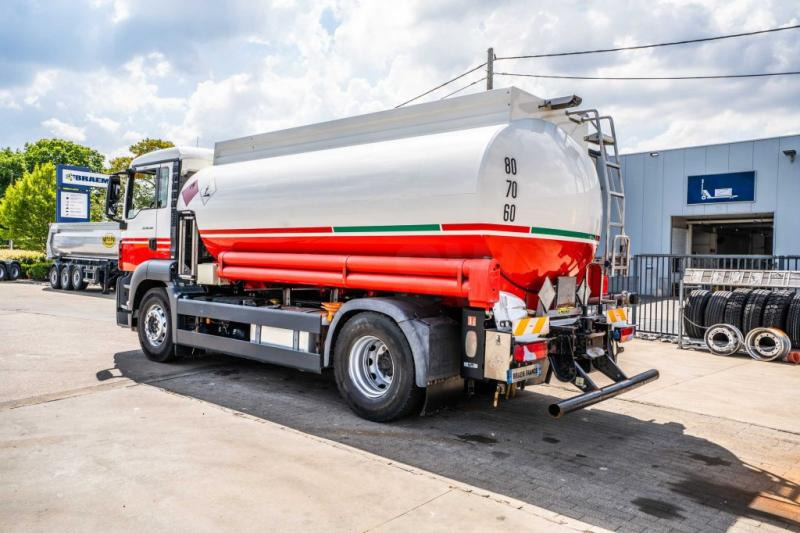 MAN TGS 18.400 // CUVE ALU MAGYAR 13.500L + 5 COMP - Camião cisterna: foto 5 MAN TGS 18.400 // CUVE ALU MAGYAR 13.500L + 5 COMP - Camião cisterna: foto 5