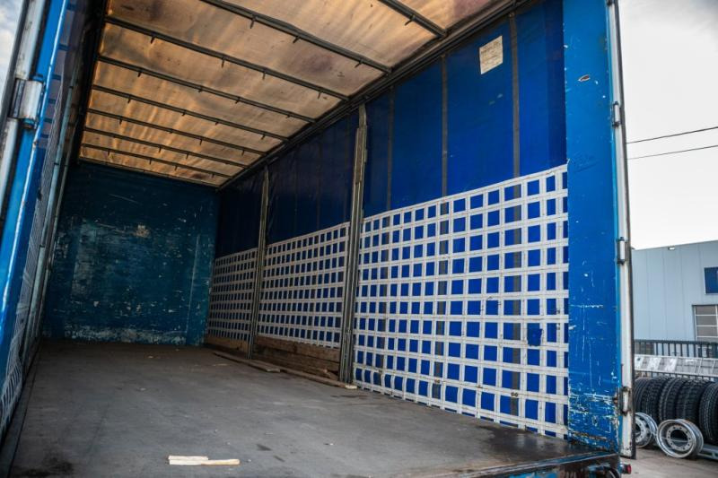 Camião de lona Mercedes ACTROS 2548-6x2+VOITH: foto 8 Camião de lona Mercedes ACTROS 2548-6x2+VOITH: foto 8