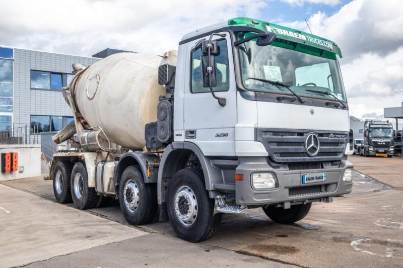 Mercedes ACTROS 3236 -MP2 + STETTER - Camião betoneira: foto 2 Mercedes ACTROS 3236 -MP2 + STETTER - Camião betoneira: foto 2