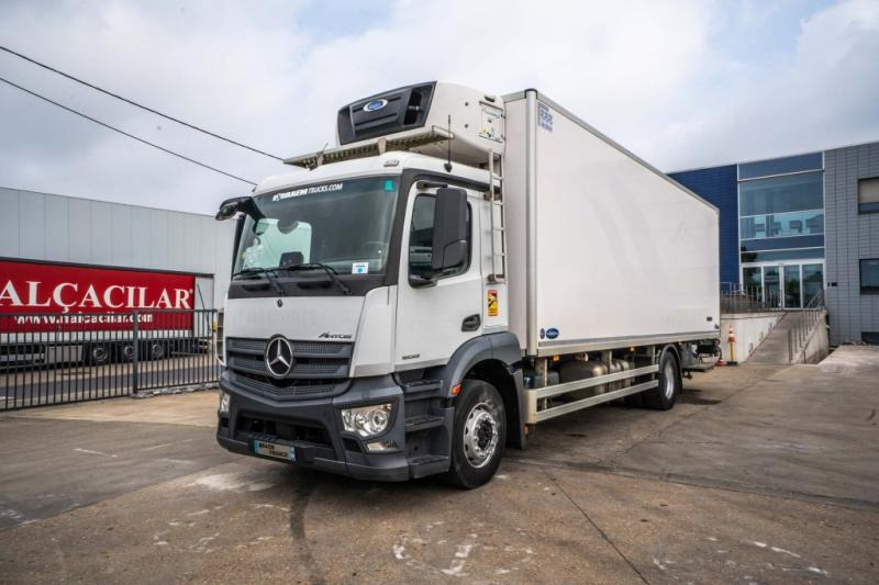 Mercedes ANTOS 1833 +CARRIER SUPRA MULTI 1250Mt+DHOLLANDIA 2.5T - Camião frigorífico: foto 1 Mercedes ANTOS 1833 +CARRIER SUPRA MULTI 1250Mt+DHOLLANDIA 2.5T - Camião frigorífico: foto 1