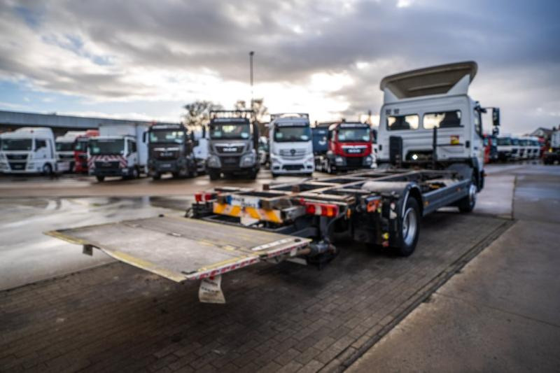 Mercedes ATEGO 1224 // HAYON DHOLLANDIA - Camião transportador de contêineres/ Caixa móvel: foto 4 Mercedes ATEGO 1224 // HAYON DHOLLANDIA - Camião transportador de contêineres/ Caixa móvel: foto 4